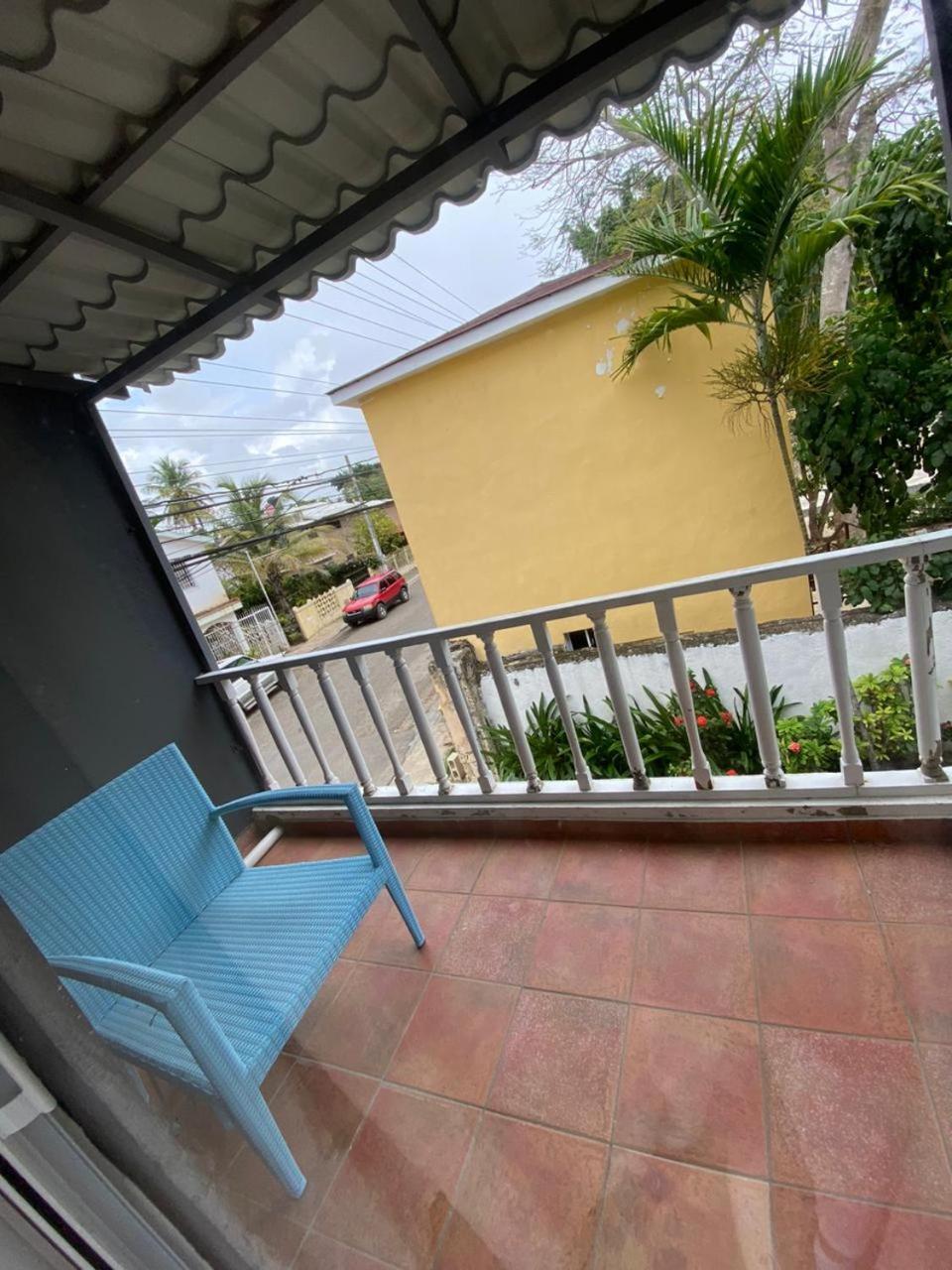 D' Franchesis Hostal Juan Dolio Exteriör bild