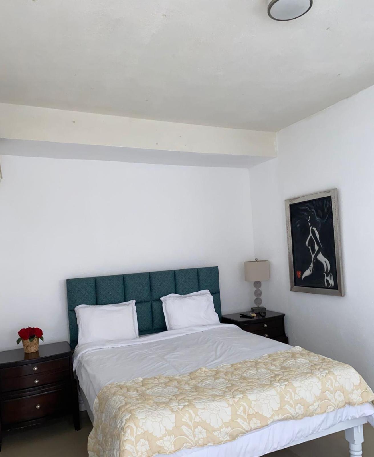 D' Franchesis Hostal Juan Dolio Exteriör bild
