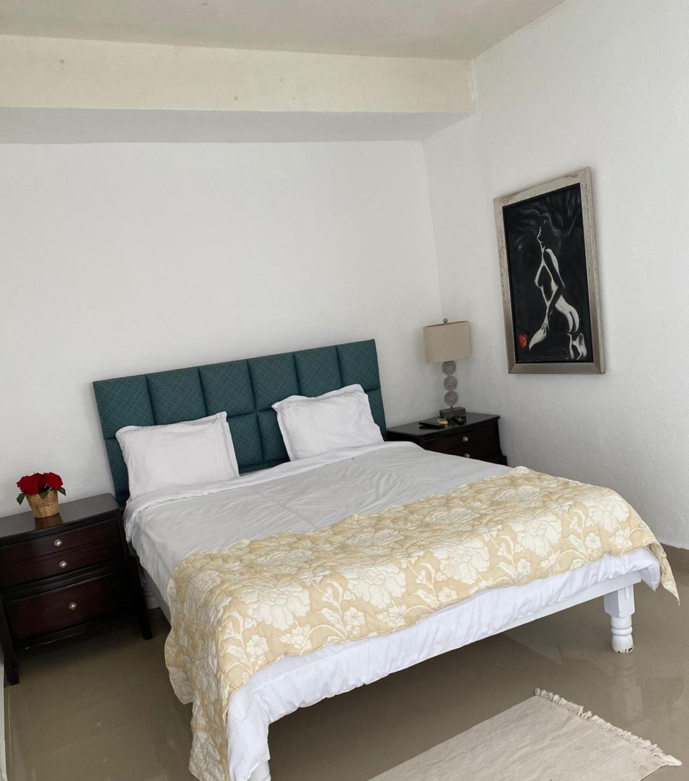 D' Franchesis Hostal Juan Dolio Exteriör bild
